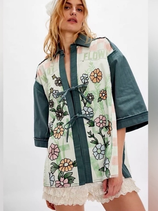 Free People Other - ❤️ Free People x We the Free ‘Pressed in Flowers’ Oversized Tie Front Kimono
